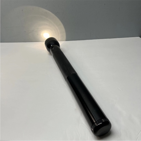 Mag Lite Other - Mag-Lite 17” long Flashlight 5-D Cell Black Aluminum Flash Light 🔦